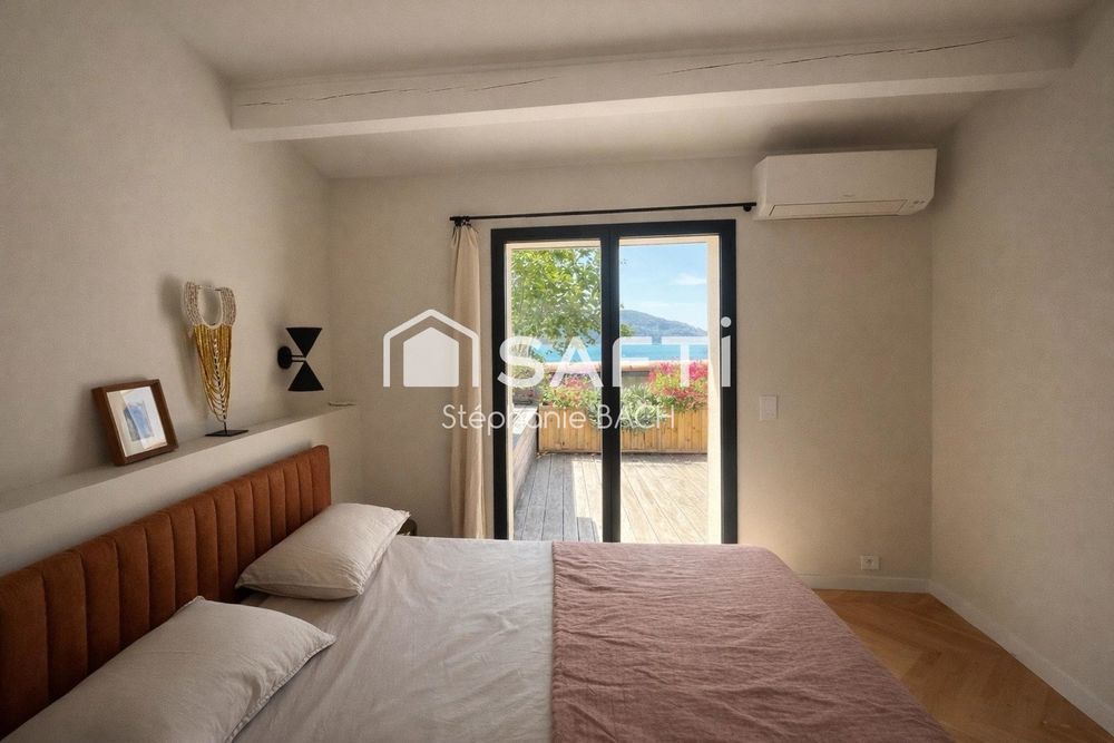 � vendre  Maison Saint-Cyr-sur-Mer (83270)