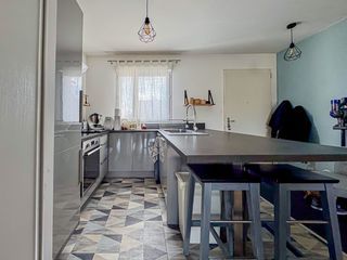  Appartement � vendre 3 pi�ces 64 m�