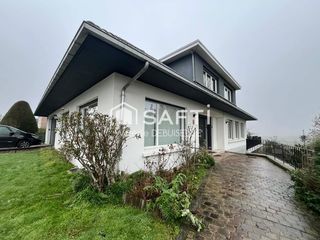  Maison � vendre 10 pi�ces 180 m�