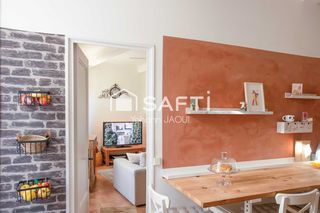  Maison � vendre 6 pi�ces 205 m�