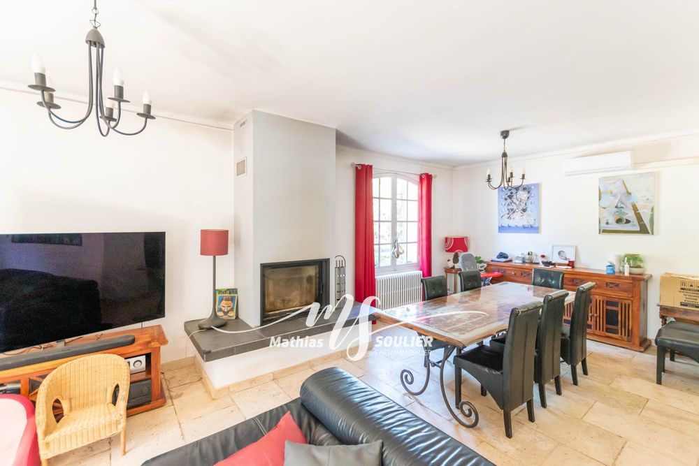 � vendre  Maison Grans (13450)