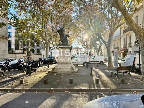 À vendre Fonds de commerce  Emplacement privilégié 22500 30000 Nimes
