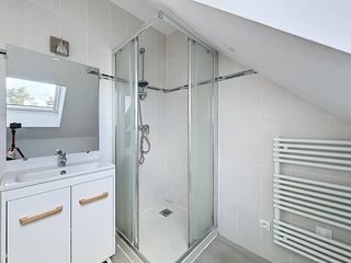  Immeuble � vendre 175 m�