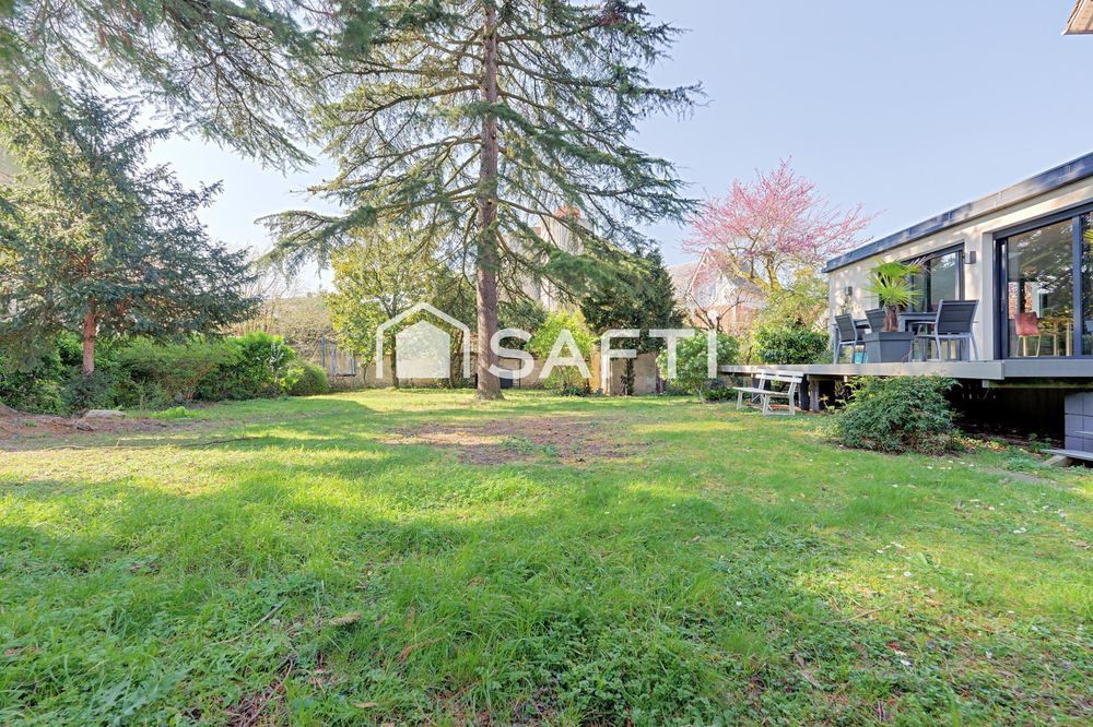 � vendre  Maison Saint-Maur-des-Foss�s (94100)