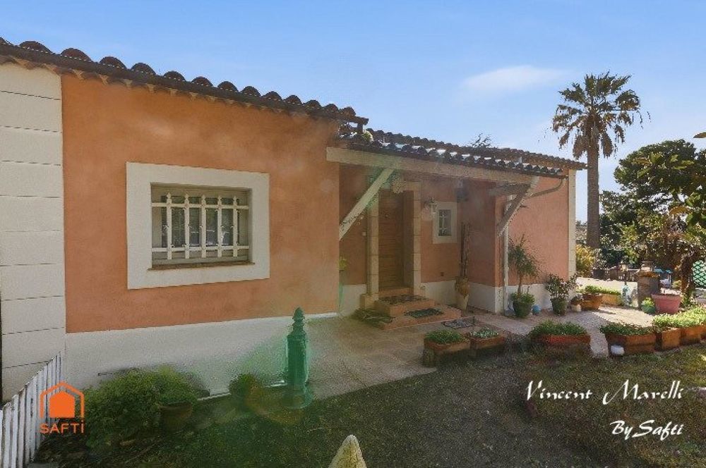 � vendre  Maison Hy�res (83400)