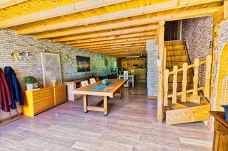  Maison � vendre 9 pi�ces 209 m�