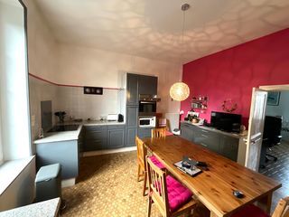  Maison � vendre 6 pi�ces 210 m�