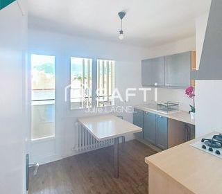  Appartement � vendre 4 pi�ces 73 m�