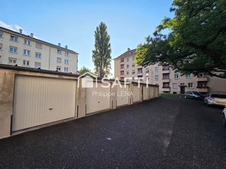  Parking / Garage � vendre 