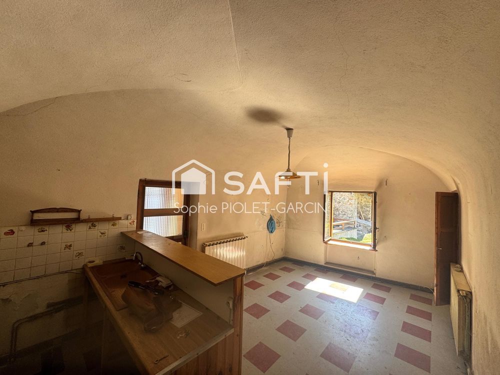 � vendre  Maison Le Mon�tier-les-Bains (05220)