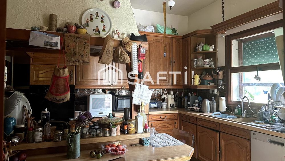 � vendre  Maison Aubagne (13400)