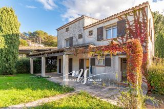  Maison � vendre 8 pi�ces 258 m�