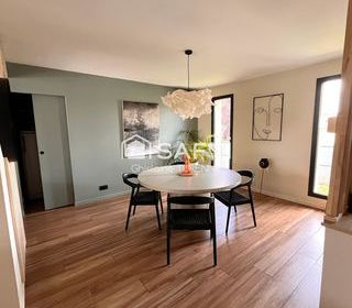  Maison � vendre 8 pi�ces 305 m�