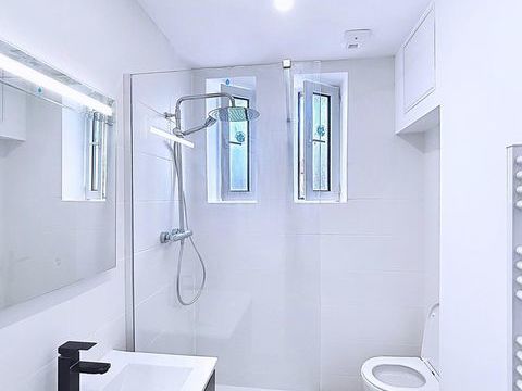   Appartement enti�rement r�nov� Appartement - 2 pi�ce(s) - 47 m�