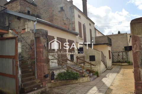   Corps de ferme � r�nover � 2 maisons Maison - 8 pi�ce(s) - 180 m�