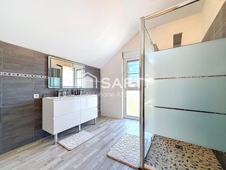  Maison � vendre 8 pi�ces 201 m�