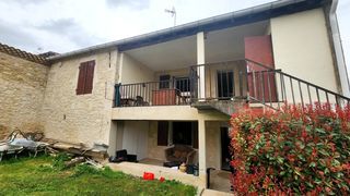  Immeuble � vendre 157 m�