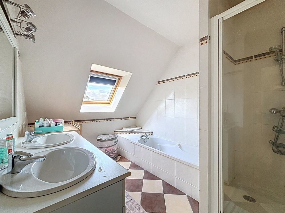 � vendre  Maison Saint-Cyr-sur-Loire (37540)