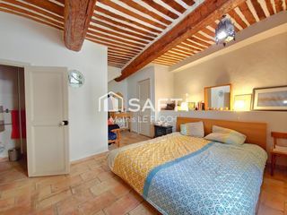  Maison � vendre 6 pi�ces 220 m�