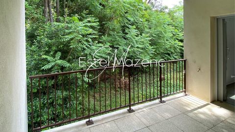   Appartement - Castries Appartement - 2 pi�ce(s) - 49 m�