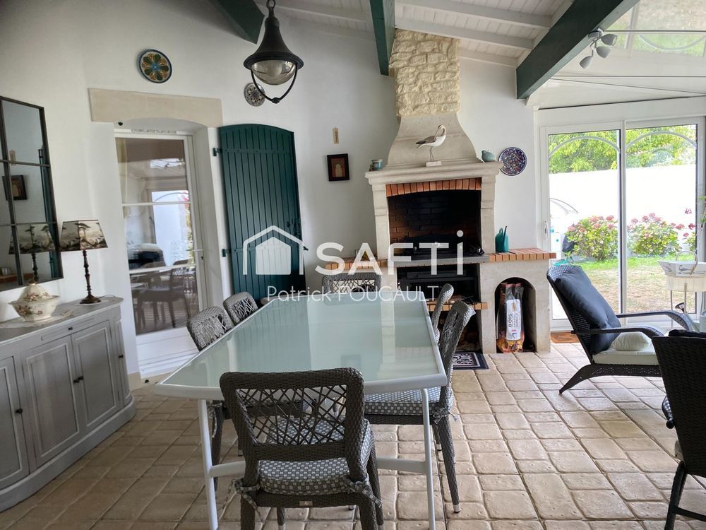 � vendre  Maison Loix (17111)