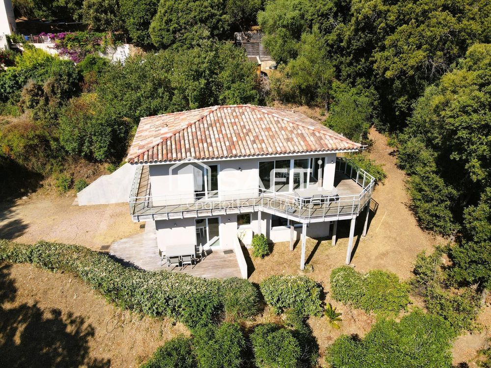 � vendre  Maison Belv�d�re-Campomoro (20110)