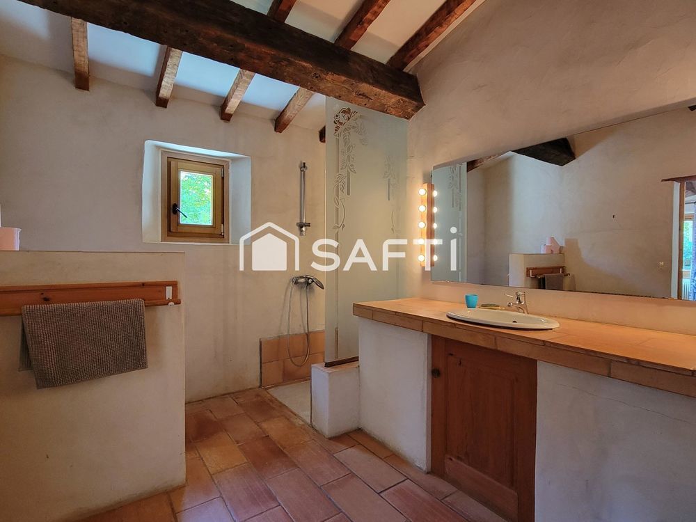 � vendre  Maison Simiane-la-Rotonde (04150)