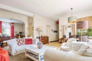  Maison � vendre 9 pi�ces 220 m�