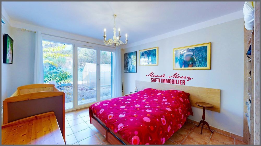 � vendre  Maison N�oules (83136)