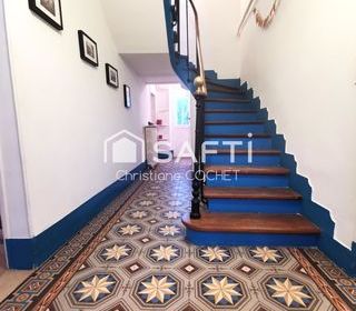  Maison � vendre 6 pi�ces 220 m�