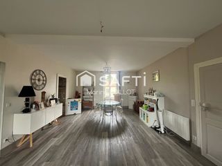  Immeuble � vendre 321 m�