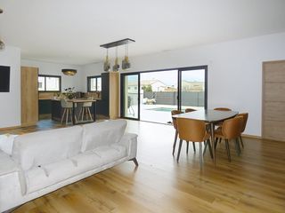  Maison � vendre 4 pi�ces 136 m�