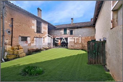   Maison � r�nover avec jardin et d�pendances - 160m� - Vergt Maison - 3 pi�ce(s) - 160 m�