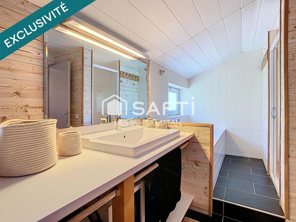 � vendre  Maison Saint-Julien-en-Genevois (74160)