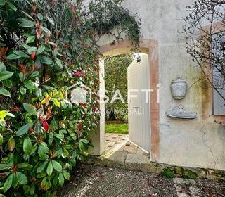  Maison � vendre 9 pi�ces 321 m�