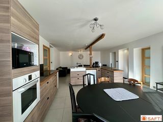  Immeuble � vendre 233 m�