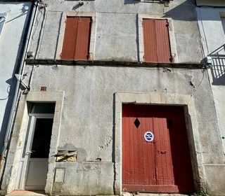  Immeuble � vendre 111 m�