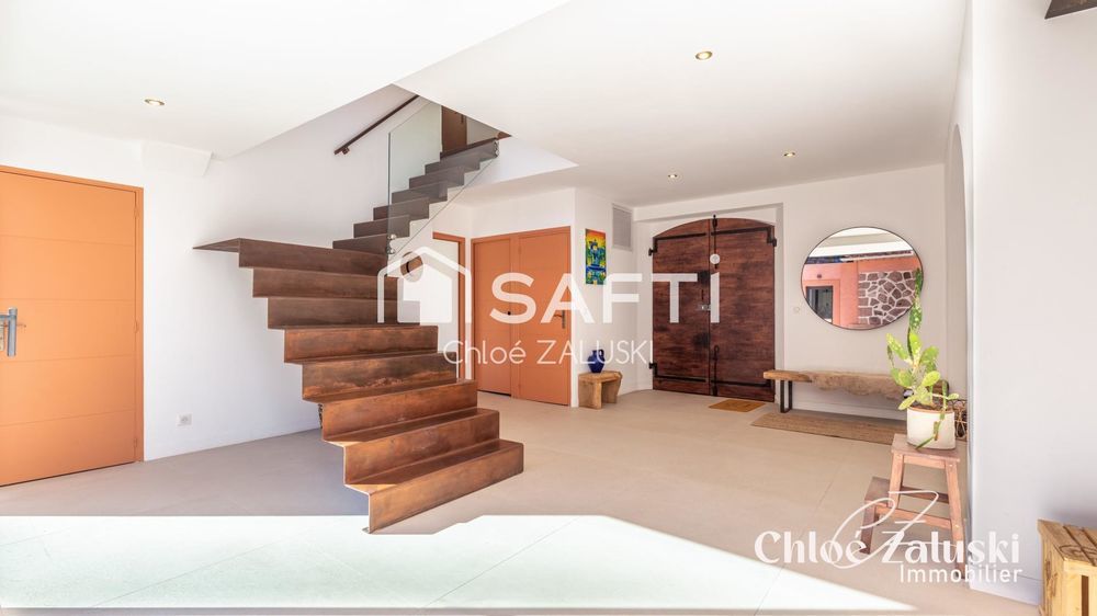 � vendre  Maison Saint-Rapha�l (83700)