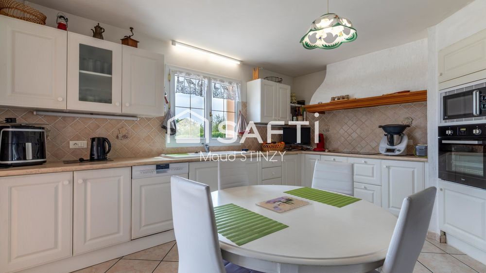 � vendre  Maison Roquebrune-sur-Argens (83520)