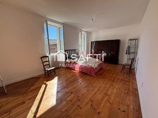  Maison � vendre 7 pi�ces 255 m�