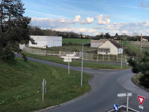 Ensemble immobilier &agrave; destination commerciale avec excellente visibilit&eacute; 365000 28500 Vernouillet