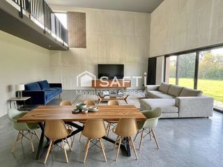  Maison � vendre 5 pi�ces 220 m�