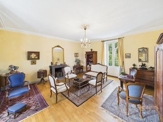  Maison � vendre 8 pi�ces 151 m�