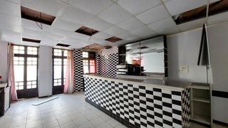  Immeuble � vendre 136 m�
