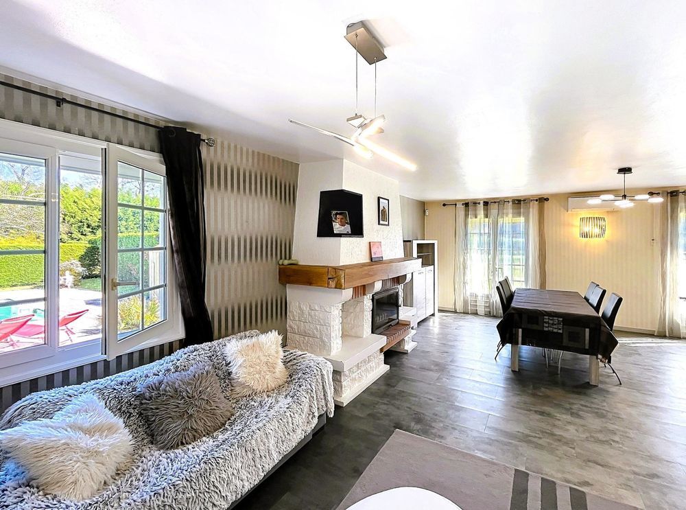 � vendre  Maison Saint-Jean-d'Illac (33127)