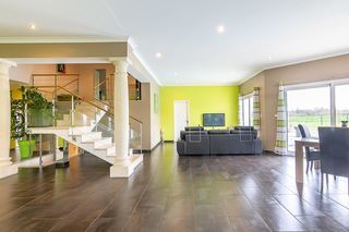  Maison � vendre 7 pi�ces 235 m�