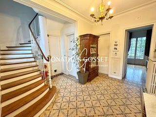  Maison � vendre 10 pi�ces 247 m�