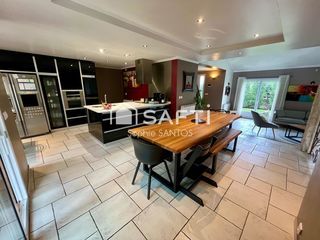  Maison � vendre 7 pi�ces 185 m�