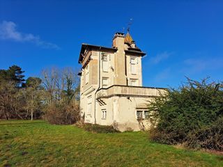  Maison � vendre 10 pi�ces 298 m�