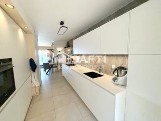  Appartement � vendre 6 pi�ces 144 m�